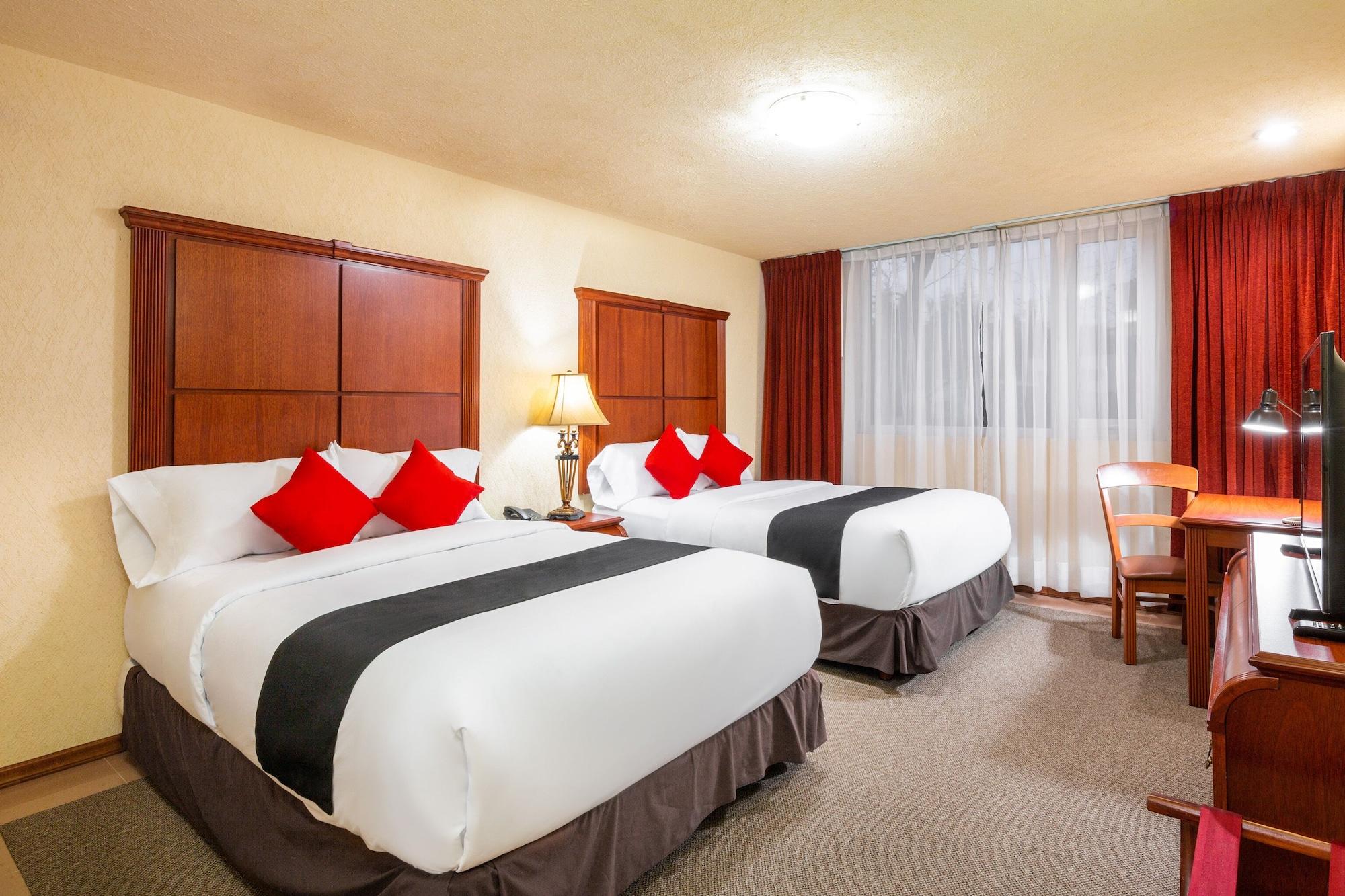 Howard Johnson By Wyndham Toluca Exteriör bild