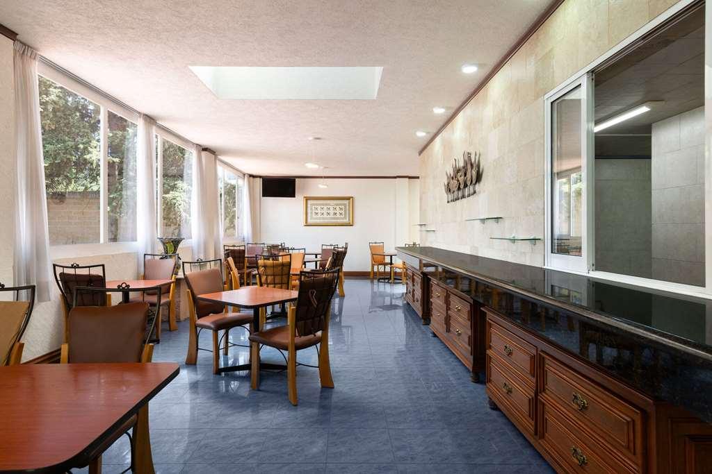 Howard Johnson By Wyndham Toluca Bekvämligheter bild